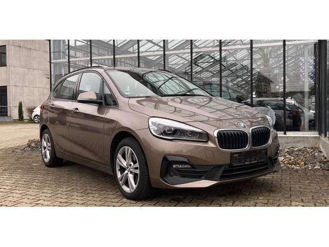 BMW 218 AHK Sitzheizung TÜV AU neu
