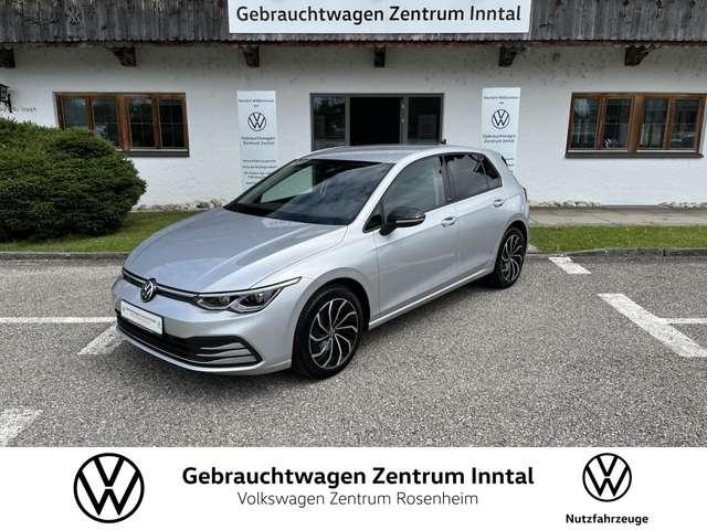 VW Golf VIII 1,0 eTSI DSG Active (Navi+RearView+LED+)