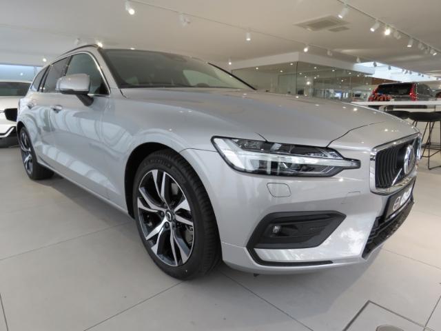 Volvo V60  B4 D Core  Winter-P. Parkassistenz-P. 18 Zoll Frontscheibenheiz.