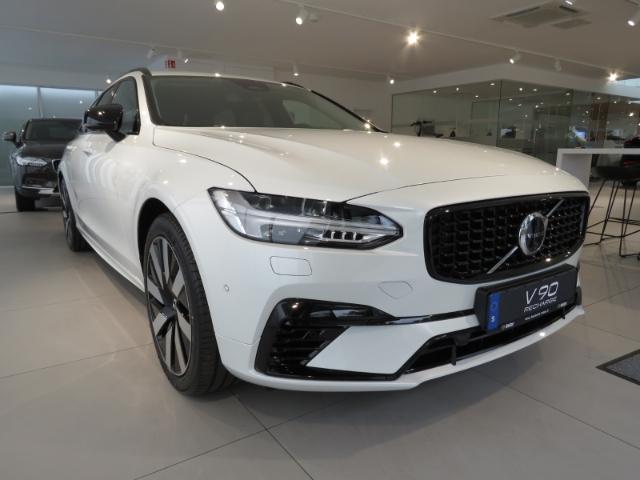 Volvo V90  T6 Recharge AWD Plus Dark 0,5%Reg Leder 360Grad Licht-P.