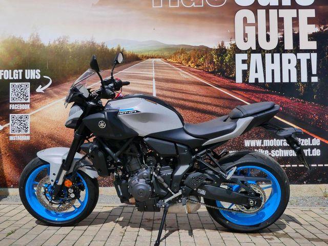 Yamaha MT07 VF25 *VIEL ZUBEHÖR* 